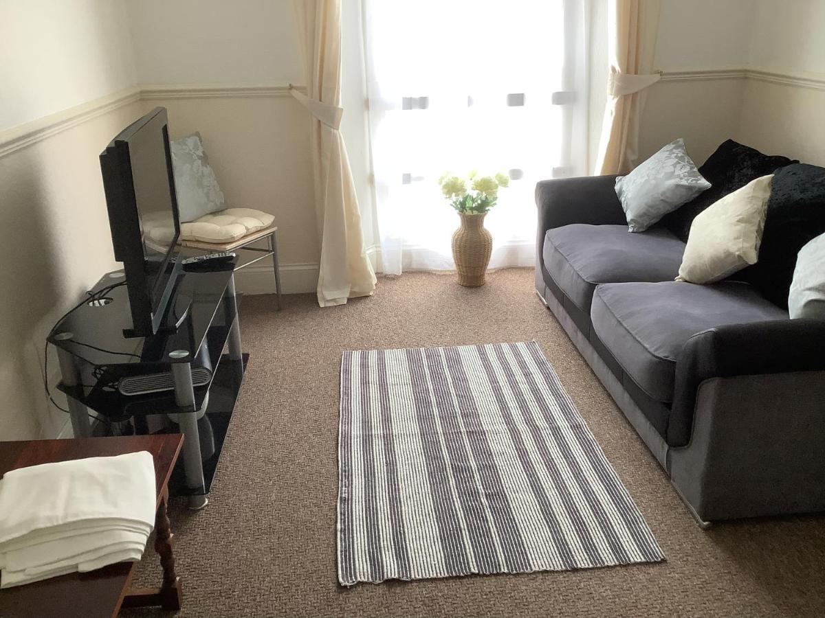 Second Floor Apartment Tenby Town Centre Экстерьер фото